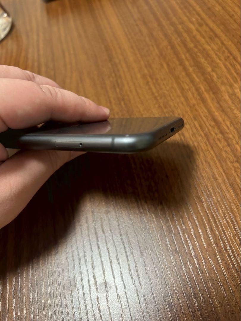 Apple iPhone 11 本体 ブラック　ジャンク