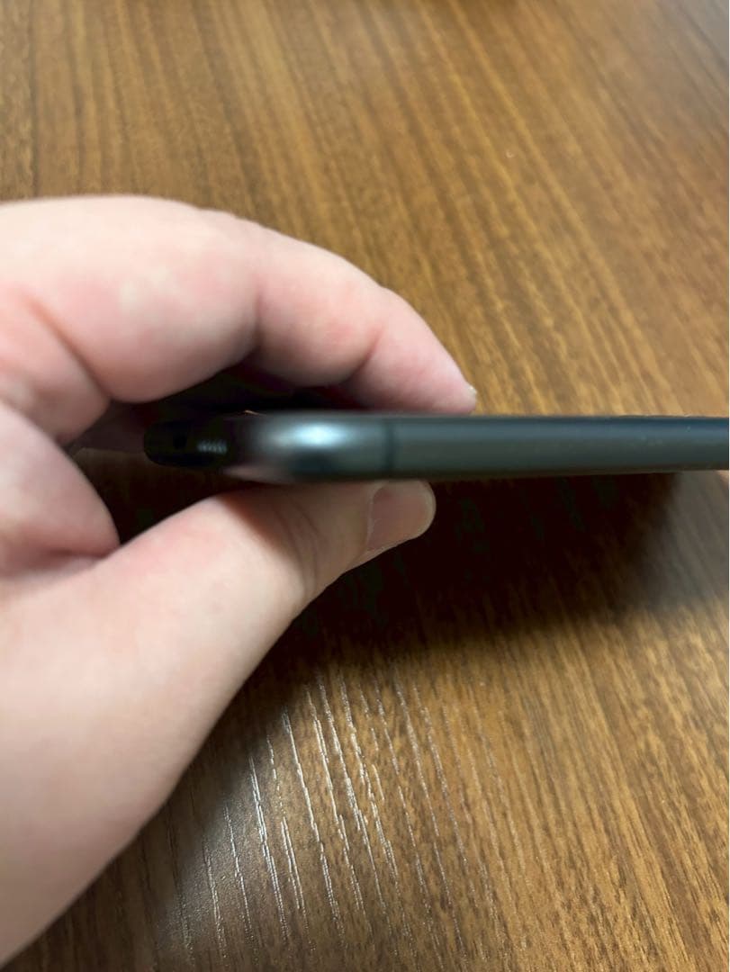 Apple iPhone 11 本体 ブラック　ジャンク