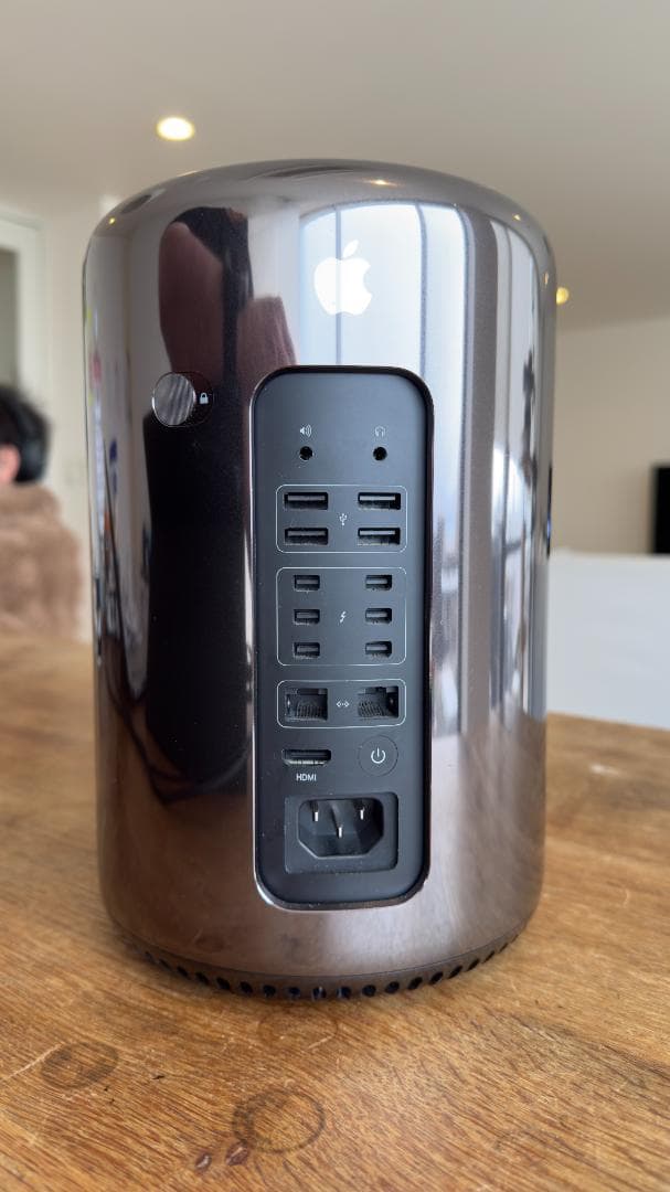 Apple Mac Pro Late 2013 D500 静音プロ向け
