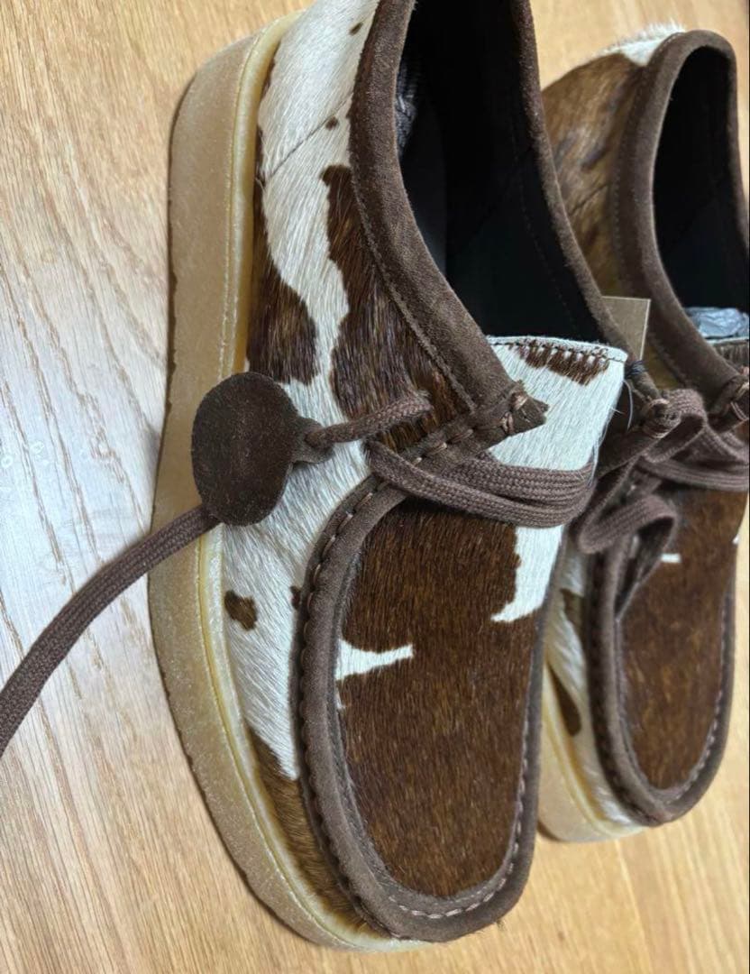 新品未使用タグ付きZARA×クラークスのコラボモカシン サイズ43