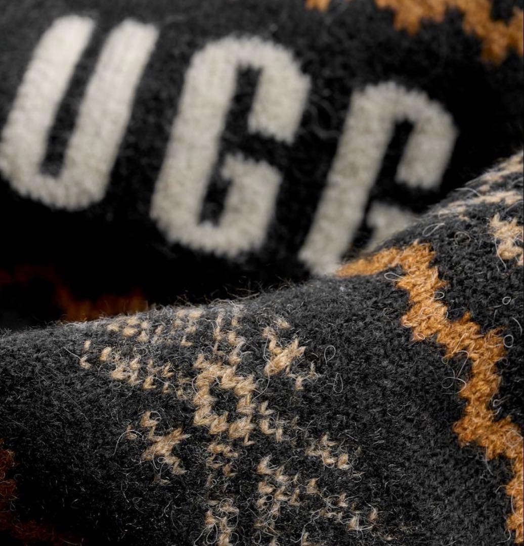 トップス UGG Kaelan UGGIsle Sweater