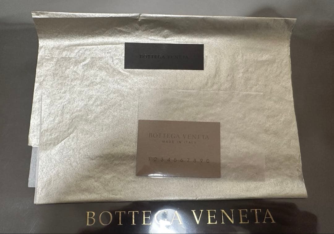 【本体のみ】ボッテガヴェネタ ラウンドファスナー/ラム/黒/3️⃣✨✨✨