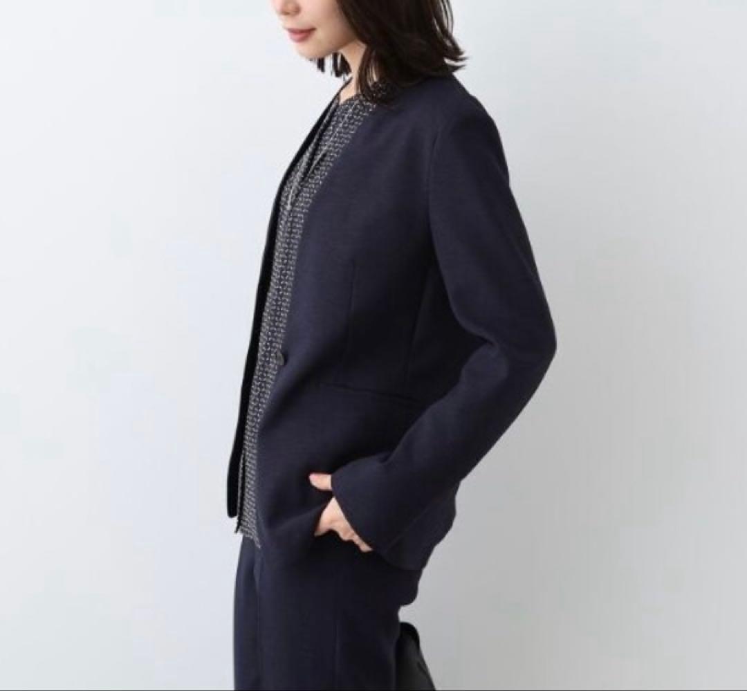 INDIVI 春秋素材スーツ　セットアップ　ネイビー