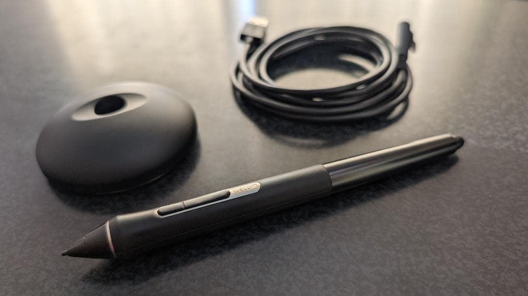 wacom ワコム Intuso Pro S