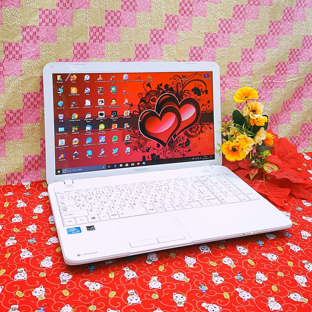 美品！東芝 HDD500GB 綺麗なホワイトノートパソコン！Win10 動画編集