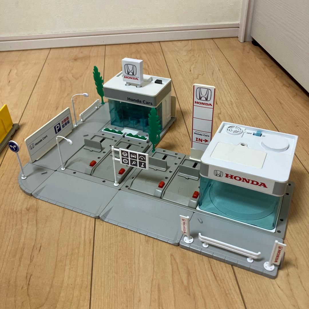 トミカタウン　ホンダカーズ　洗車場