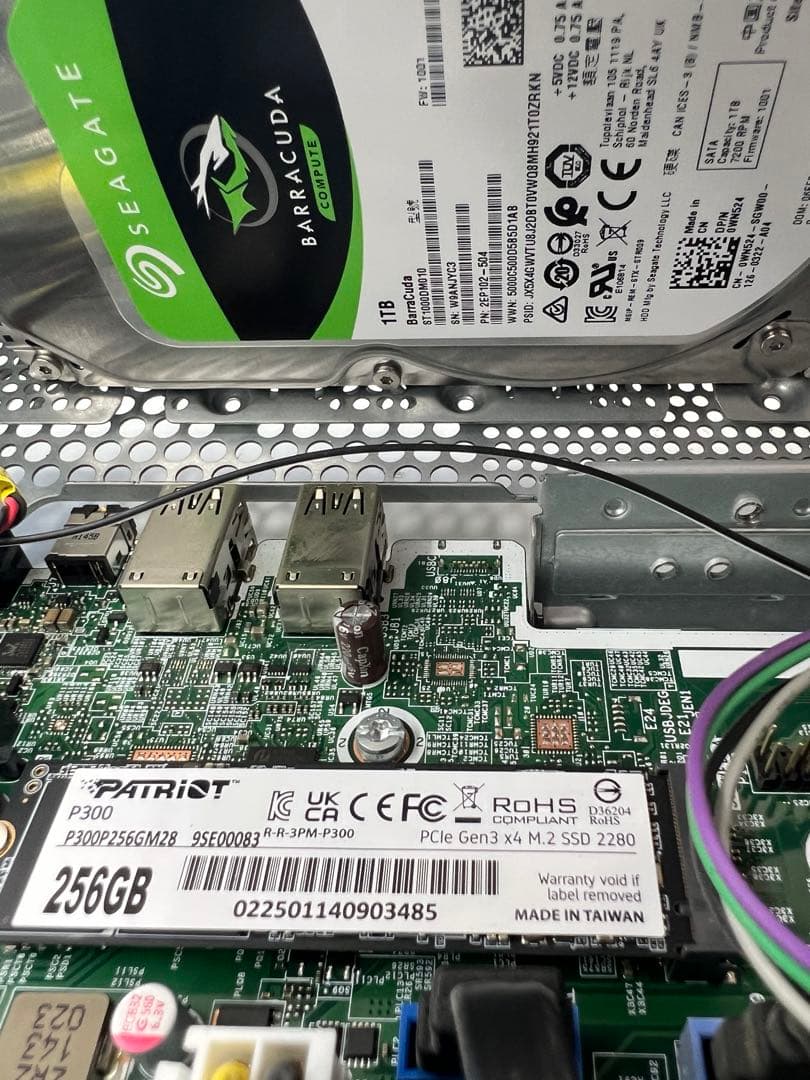 2021年12月購入 hp prodesk 第10世代i5　新品SSD256GB