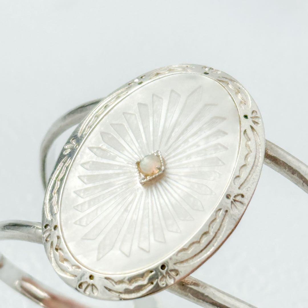 agete アガット　シルバー　シェル　バングル　オパール　オーバル