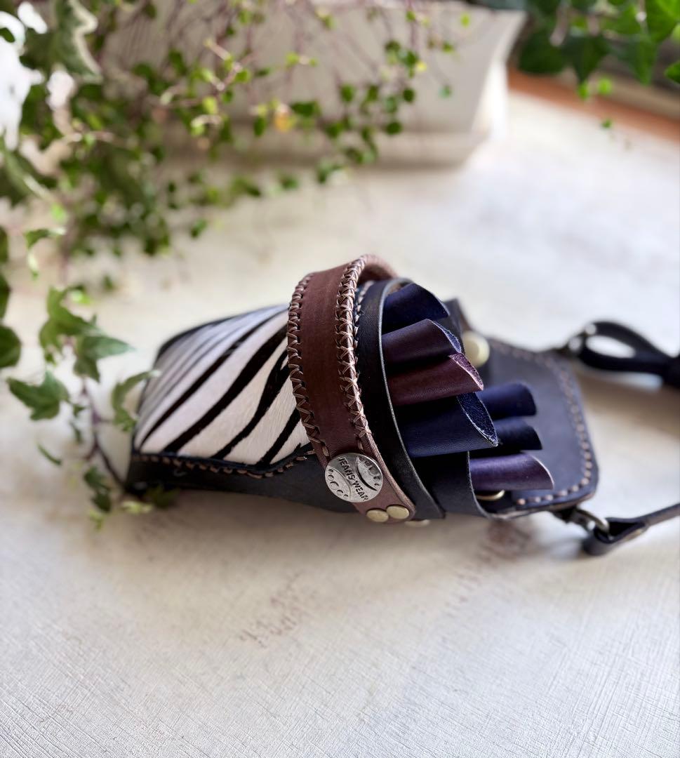 手染め藍ブルー、ハラコゼブラのシザーケース