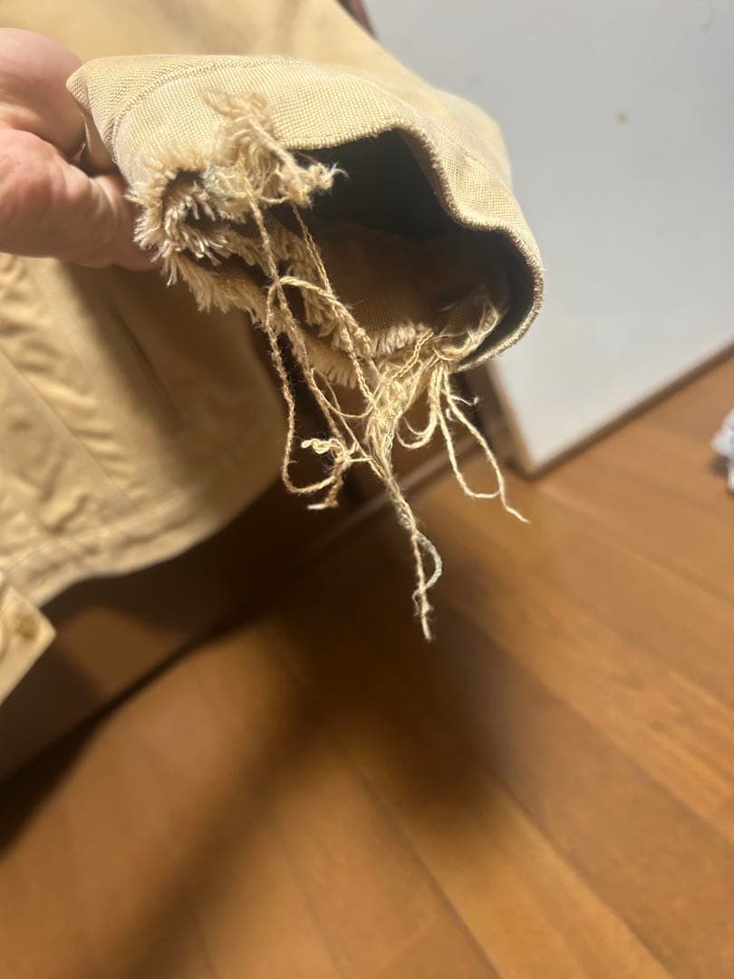 Carhartt ベージュ デトロイトジャケット