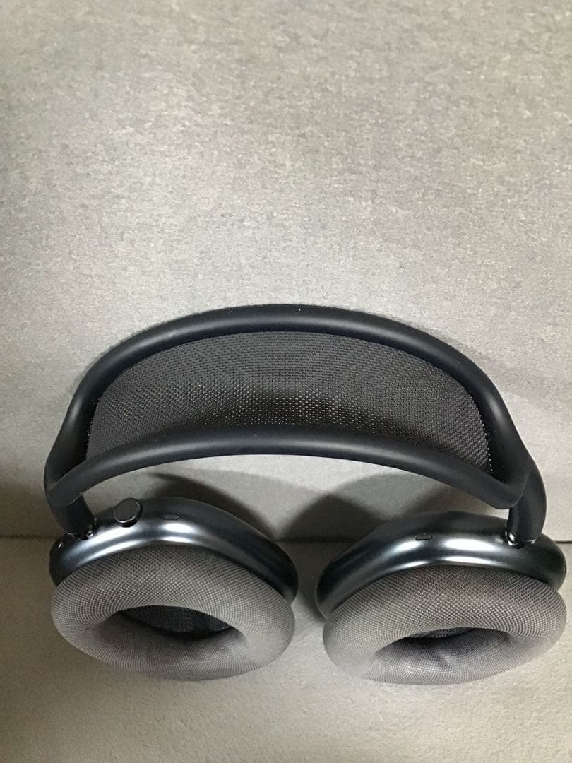 中古美品　AirPods Max ワイヤーレスヘッドホン　ミッドナイト色