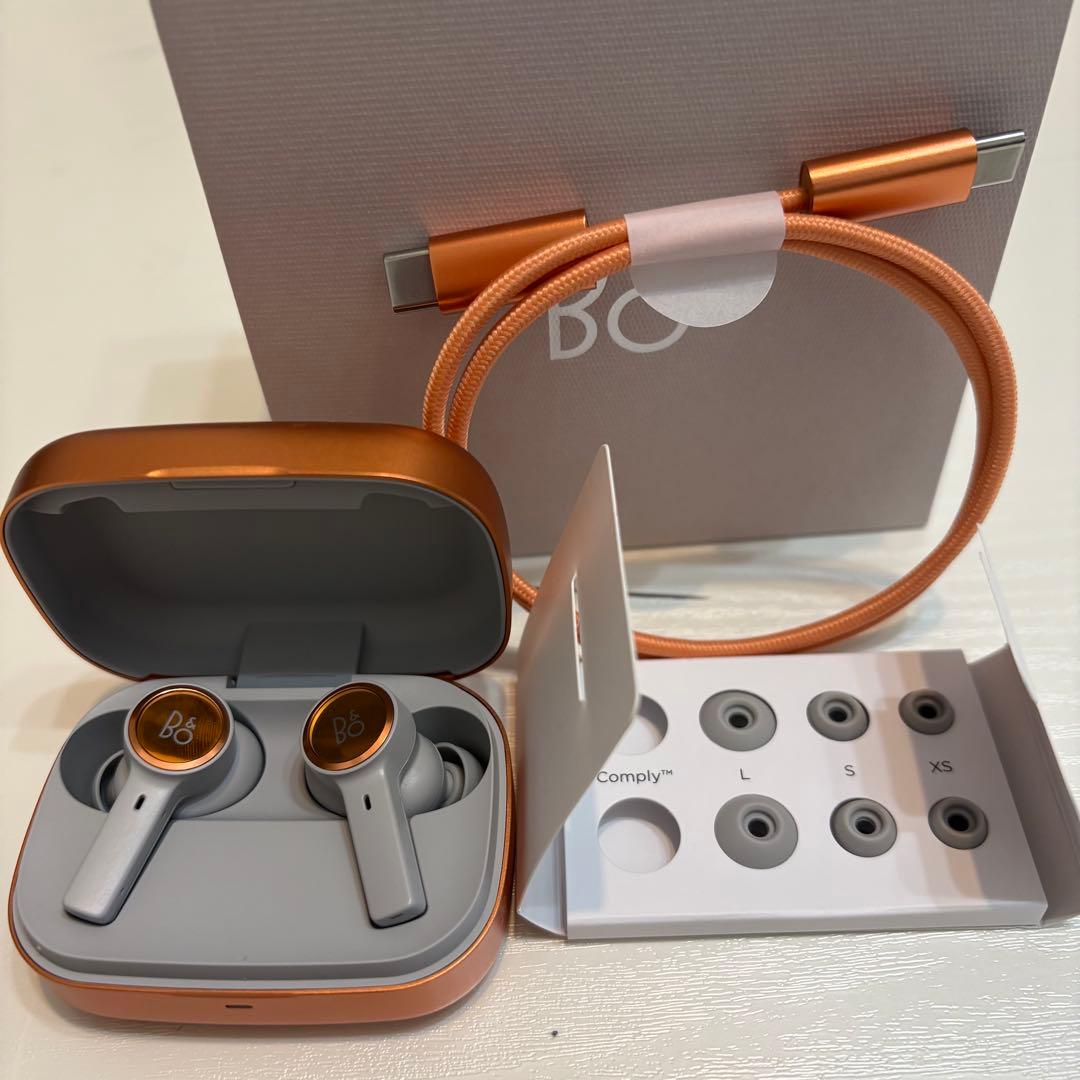 イヤホン Bang & Olufsen beoplay eleven