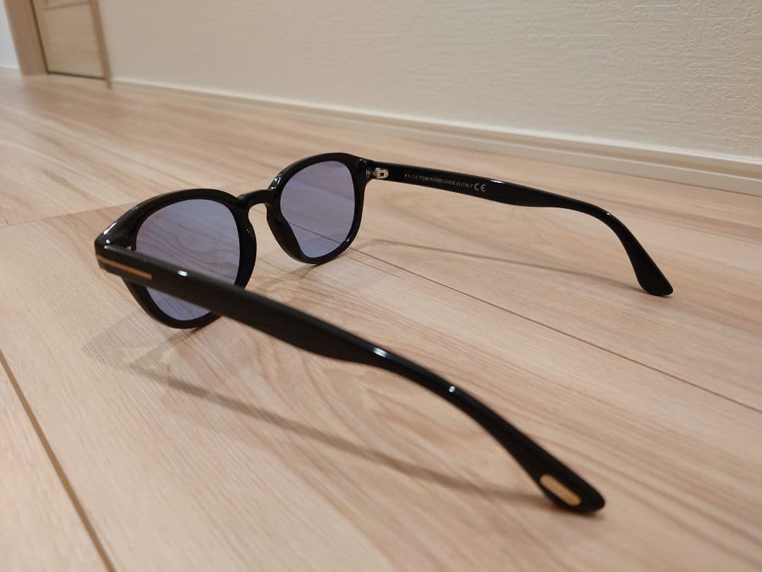 トムフォード　TF0521 ブラック01V 超人気商品