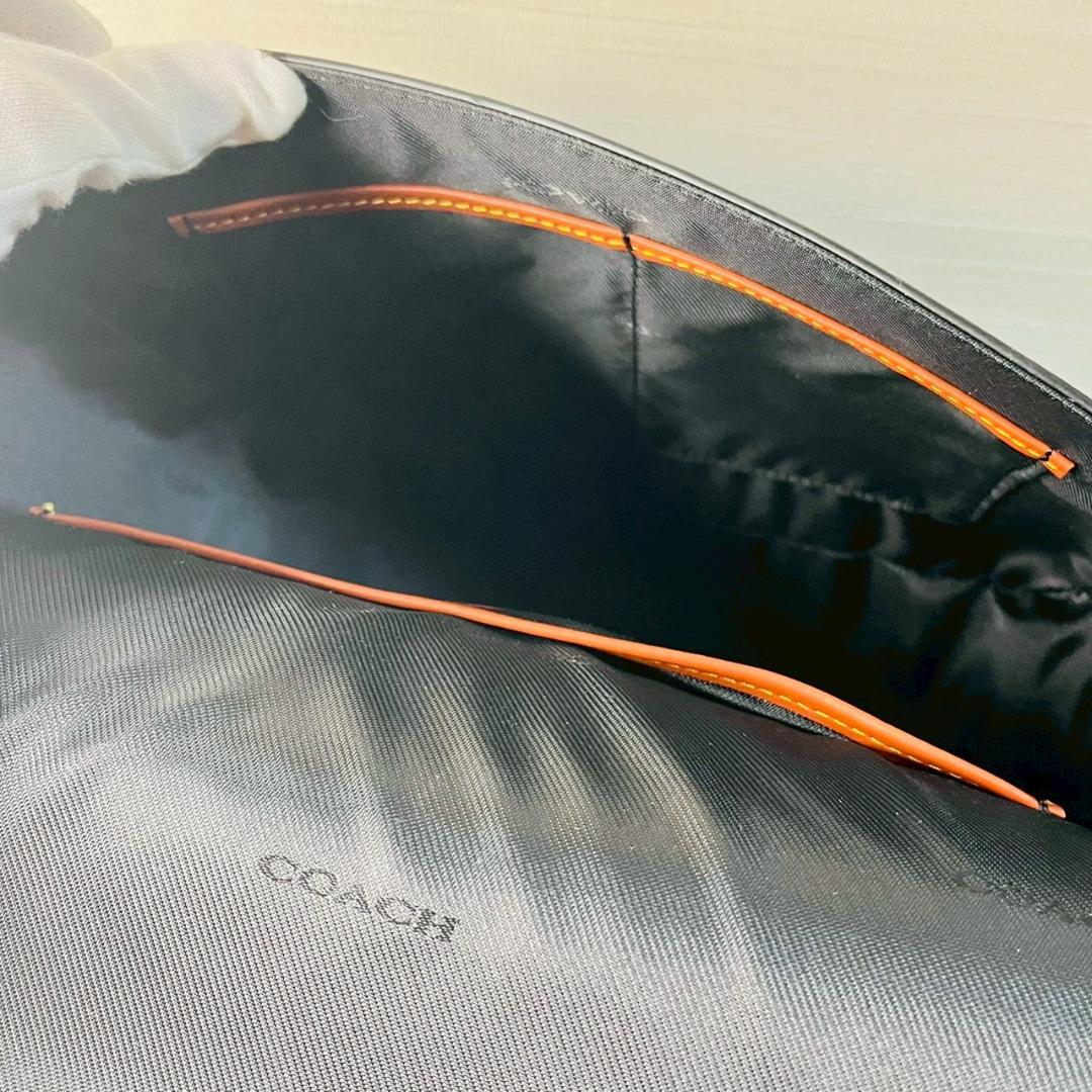 【新品 未使用】COACH コーチ ショルダーバッグ ブラック CU042