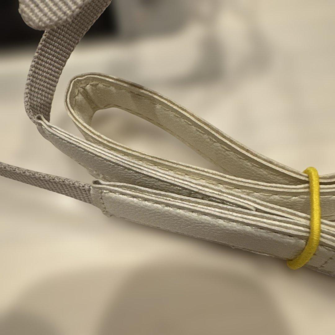 ナ*ラ様 OLYMPUS オリンパス　白　デジタルカメラ小形　軽量