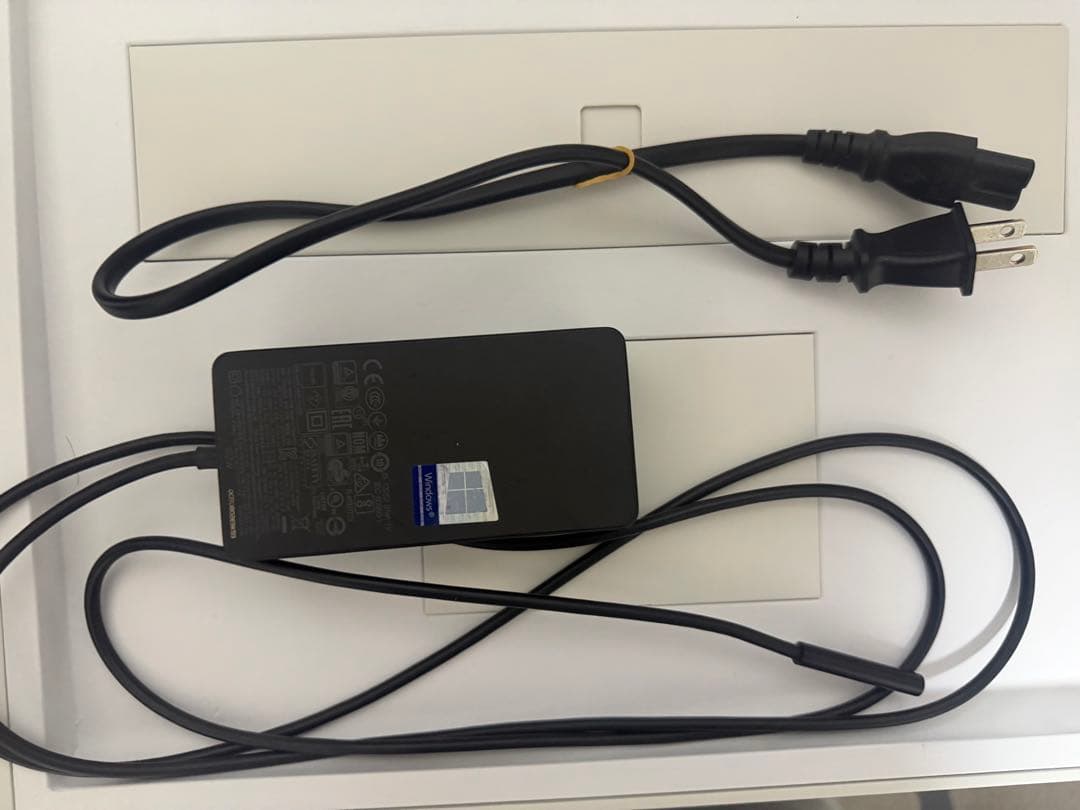 Surface Book 2 15 インチ HNR-00010 2in1PC