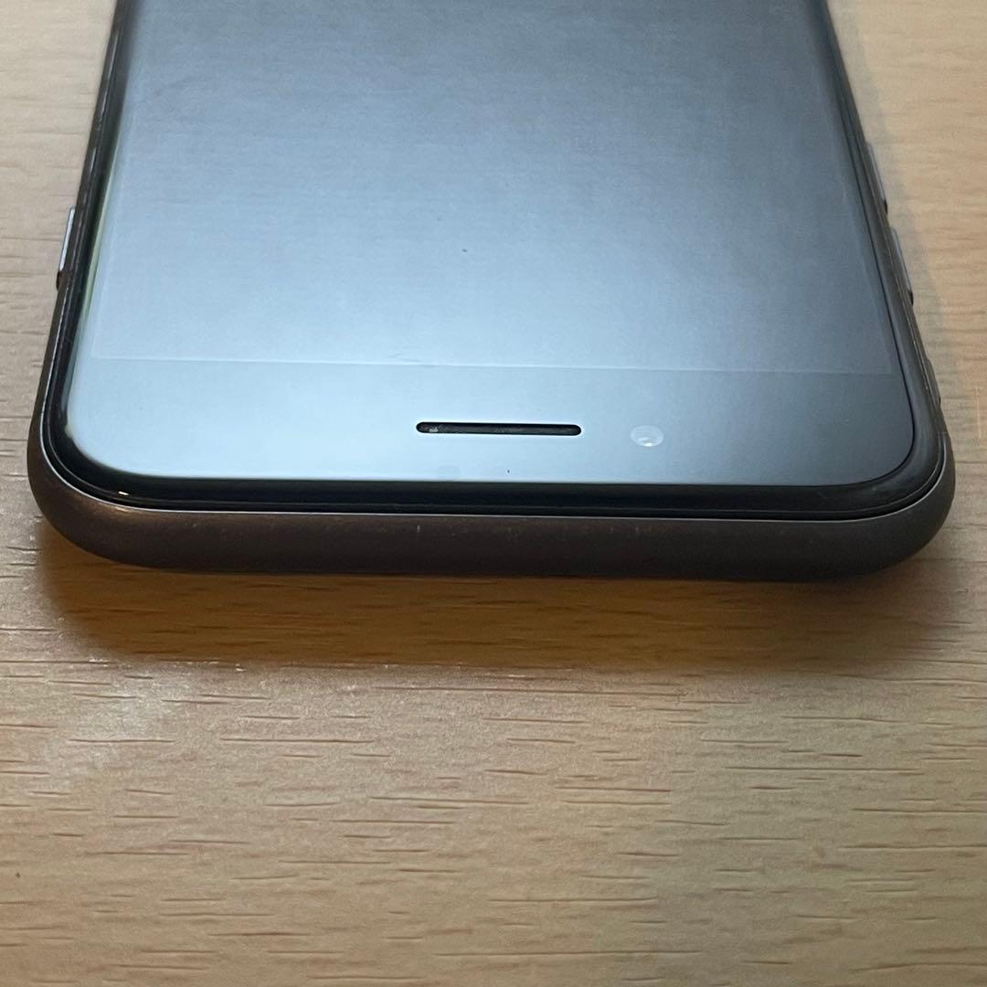 Apple iPhone8 スペースグレイ　64GB バッテリー最大容量100%