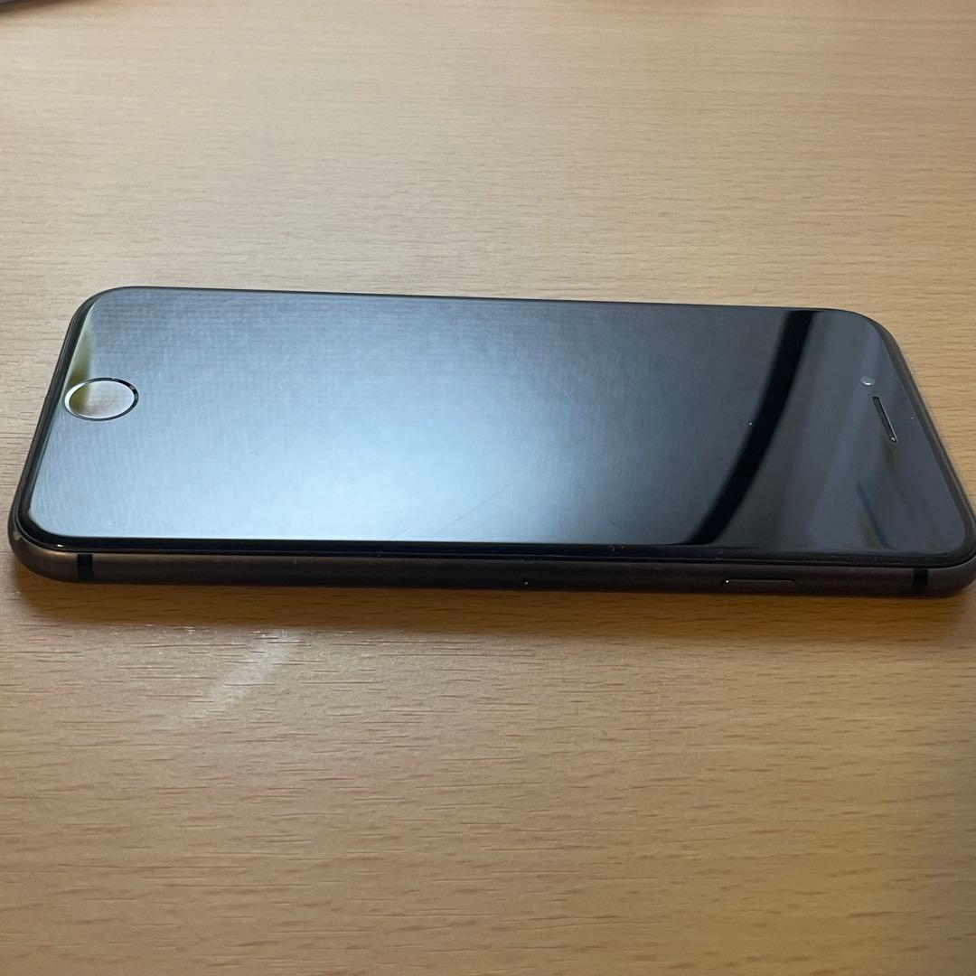 Apple iPhone8 スペースグレイ　64GB バッテリー最大容量100%