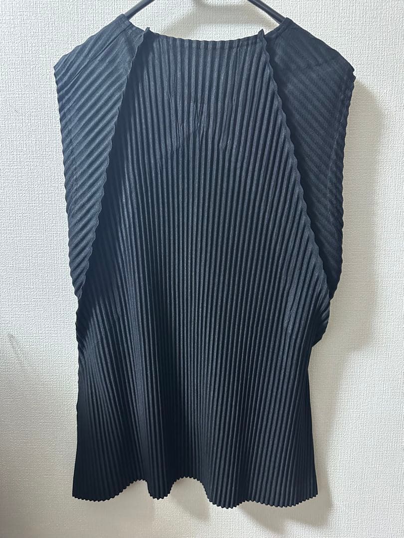 トップス HOMME PLISSE MONTHLY COLOR AUGUST