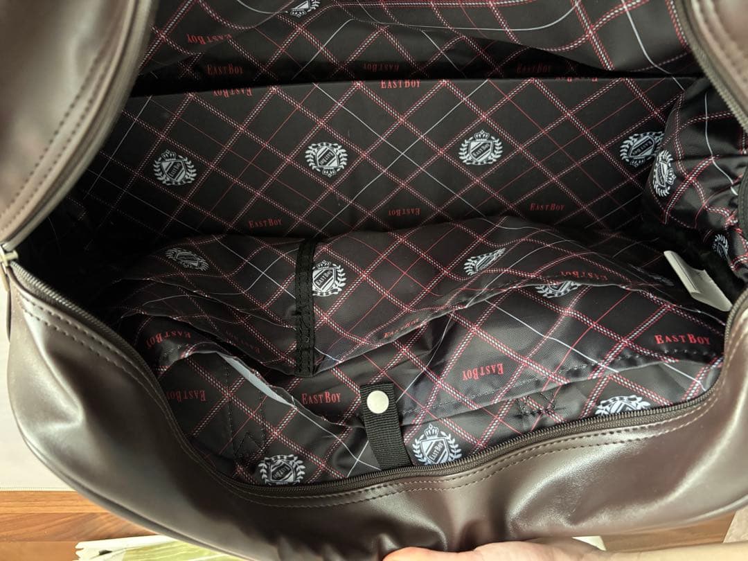 【美品】EASTBOYイーストボーイスクールバッグ　合皮　ブラウン　まる