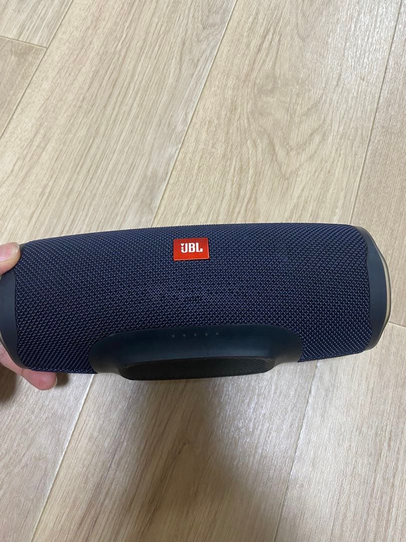 t*1様 【美品】JBL Charge 4 ワイヤレススピーカー ブラック