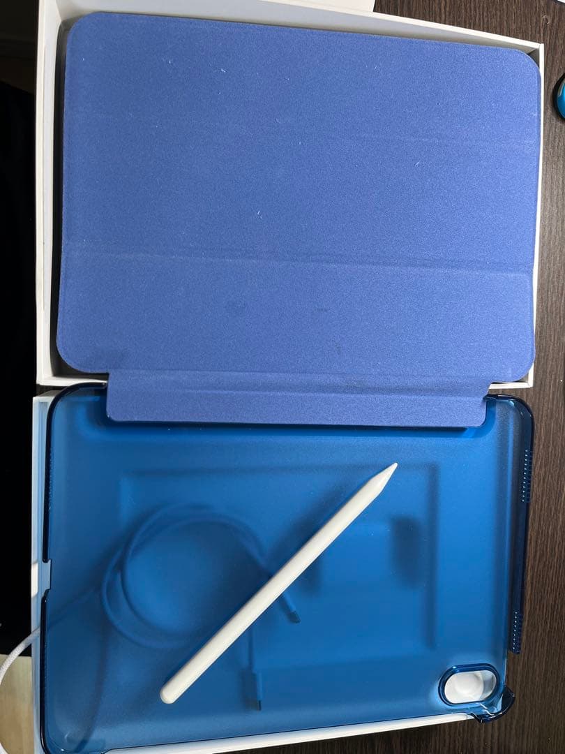 iPad (A16) 128GB Wi-Fi 本体、ケース互換ペンシルセット