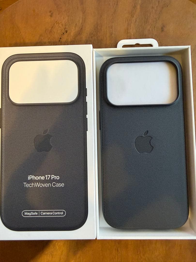 iPhone 17 Pro TechWoven Case & クリアケース