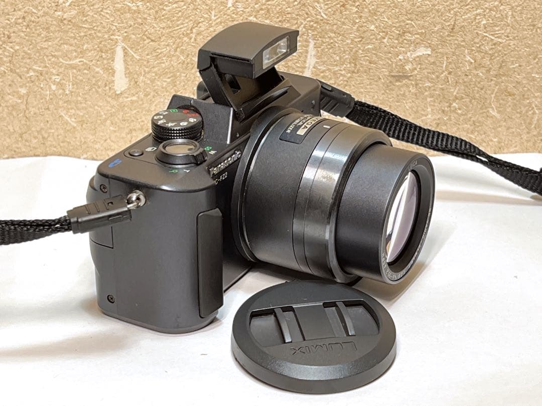 パナソニック LUMIX DMC-FZ2 デジタルカメラ