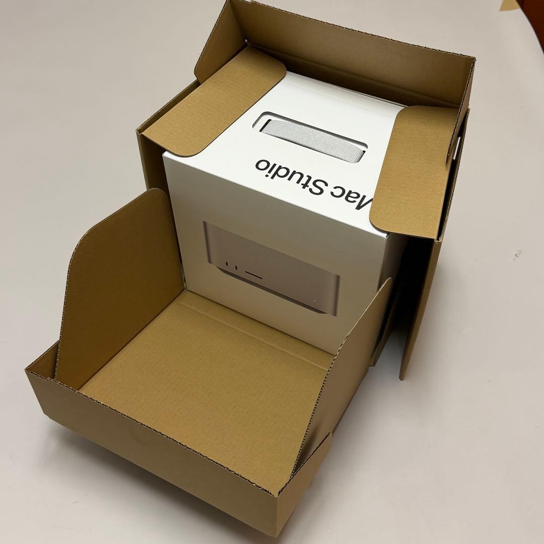 Apple Mac Studio M1 Max 64GB 2TB 32コアGPU