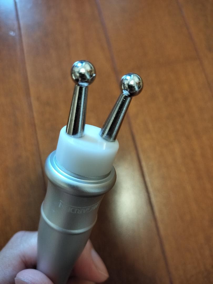 HYPER CELL SWORDキャビテーションラジオ波マシン