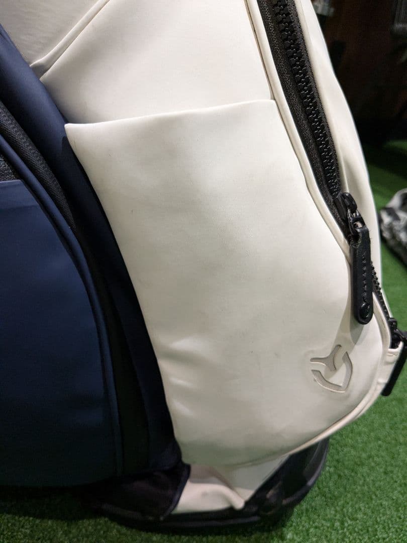 ゴルフ キャディバッグ VESSEL　ベゼル　プレイヤー3.0