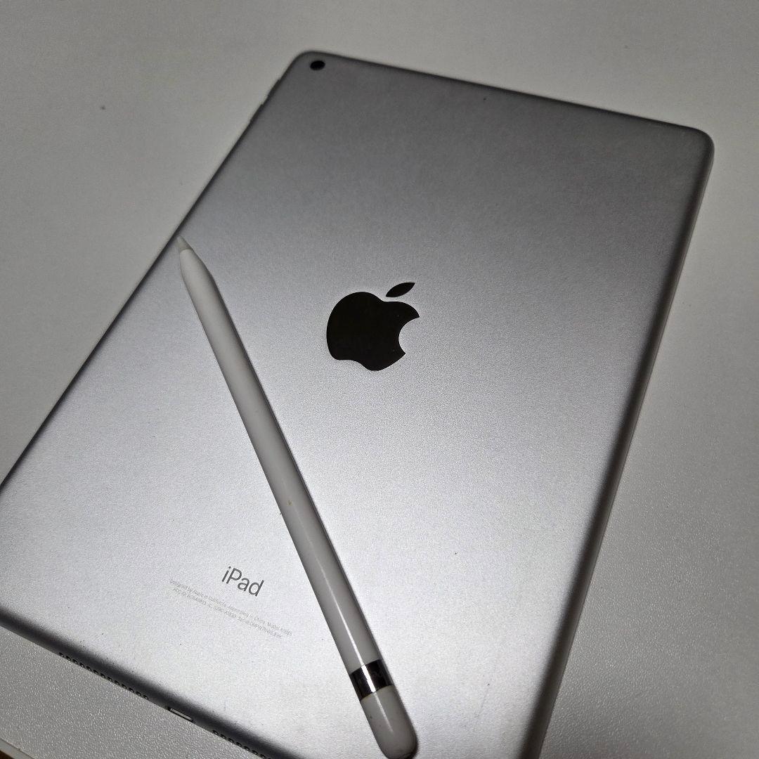 iPad第6世代（Wi-Fiモデル）32GB　Apple Pencil