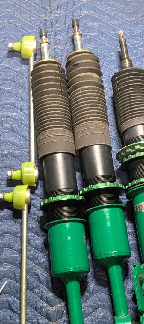 ZC33S用中古車高調 TEIN MonoSport モノスポーツ スイスポ