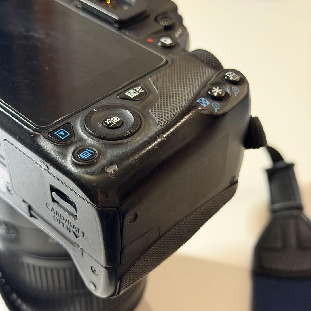 Canon EOS Kiss X7 デジタル一眼レフ 本体