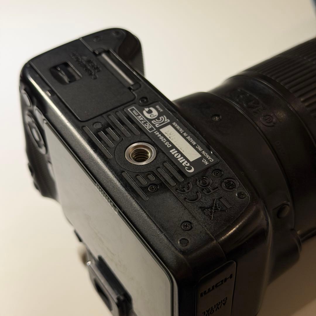 Canon EOS Kiss X7 デジタル一眼レフ 本体