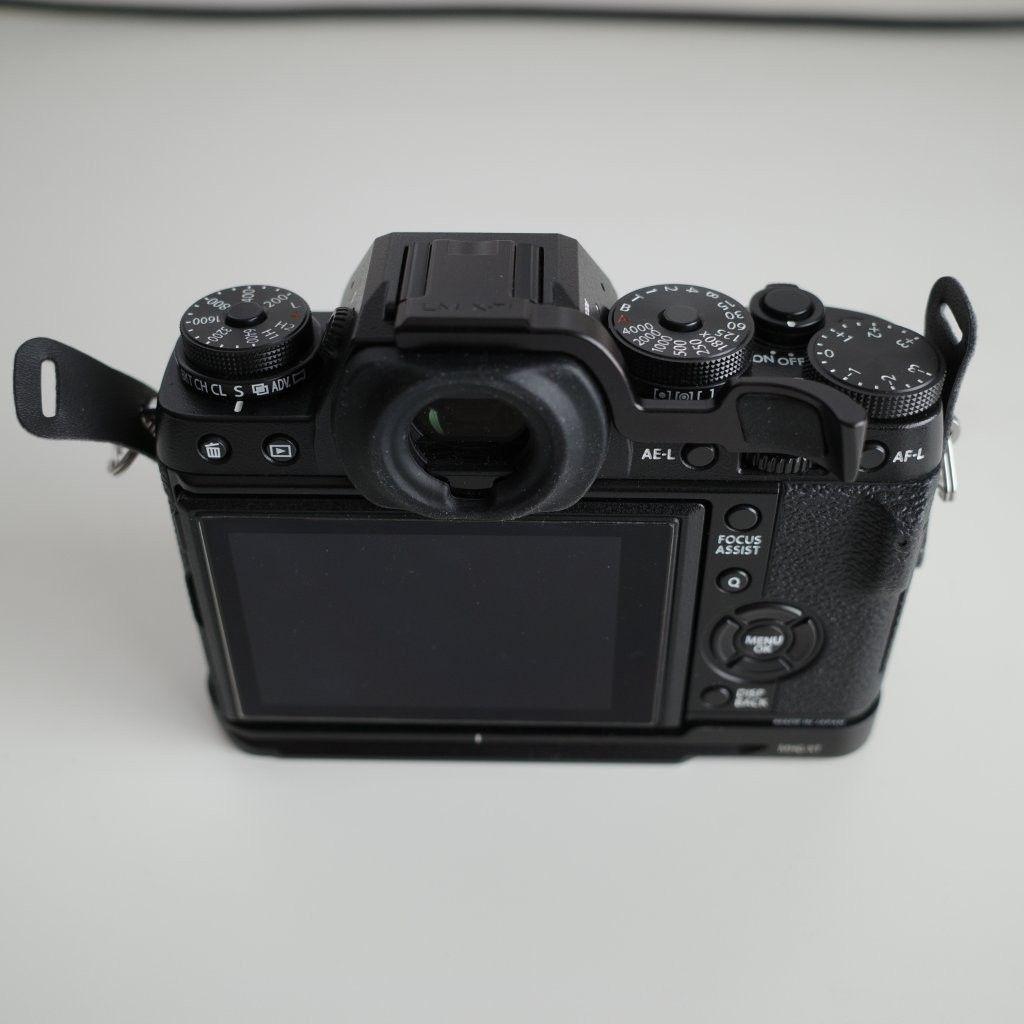 値下げ！フジフイルム FUJIFILM X-T1 ボディ ブラック（中古美品）