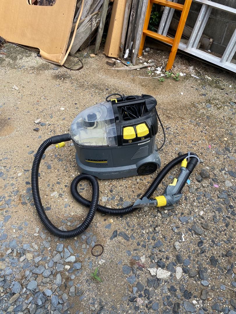 HMBA！KARCHER Puzzi 8/1 C 業務用クリーナー