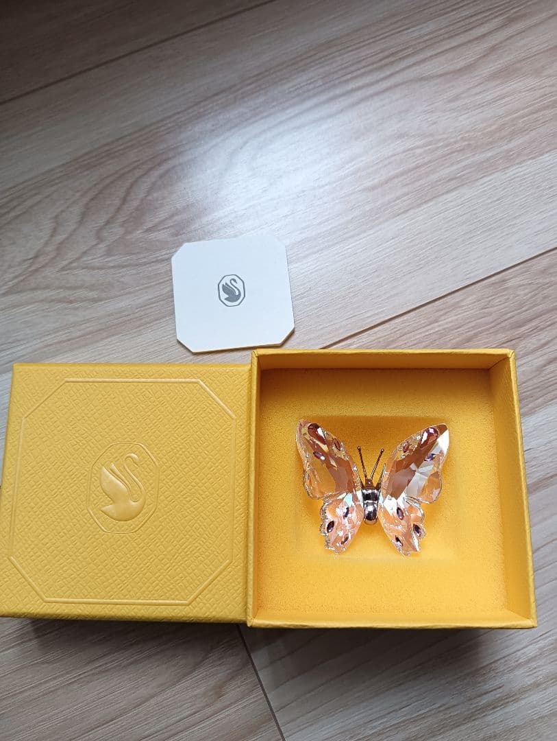 ☆スワロフスキー バタフライ 置物☆