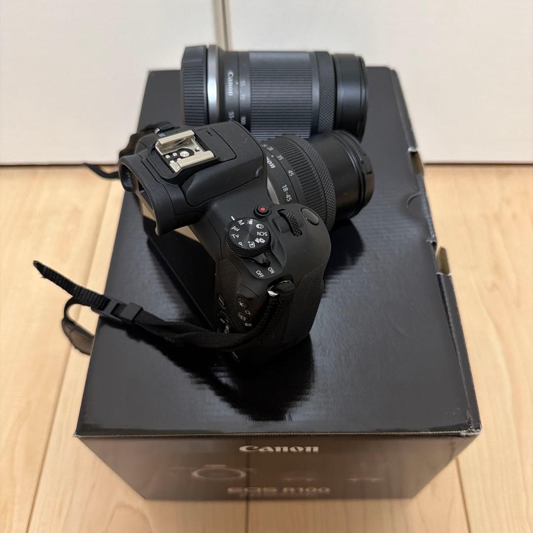 Canon EOS R100 ダブルレンズキット
