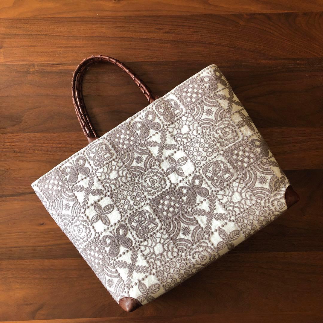 ハンドメイド ファスナー付きトートバッグ ミナペルホネン forest tile