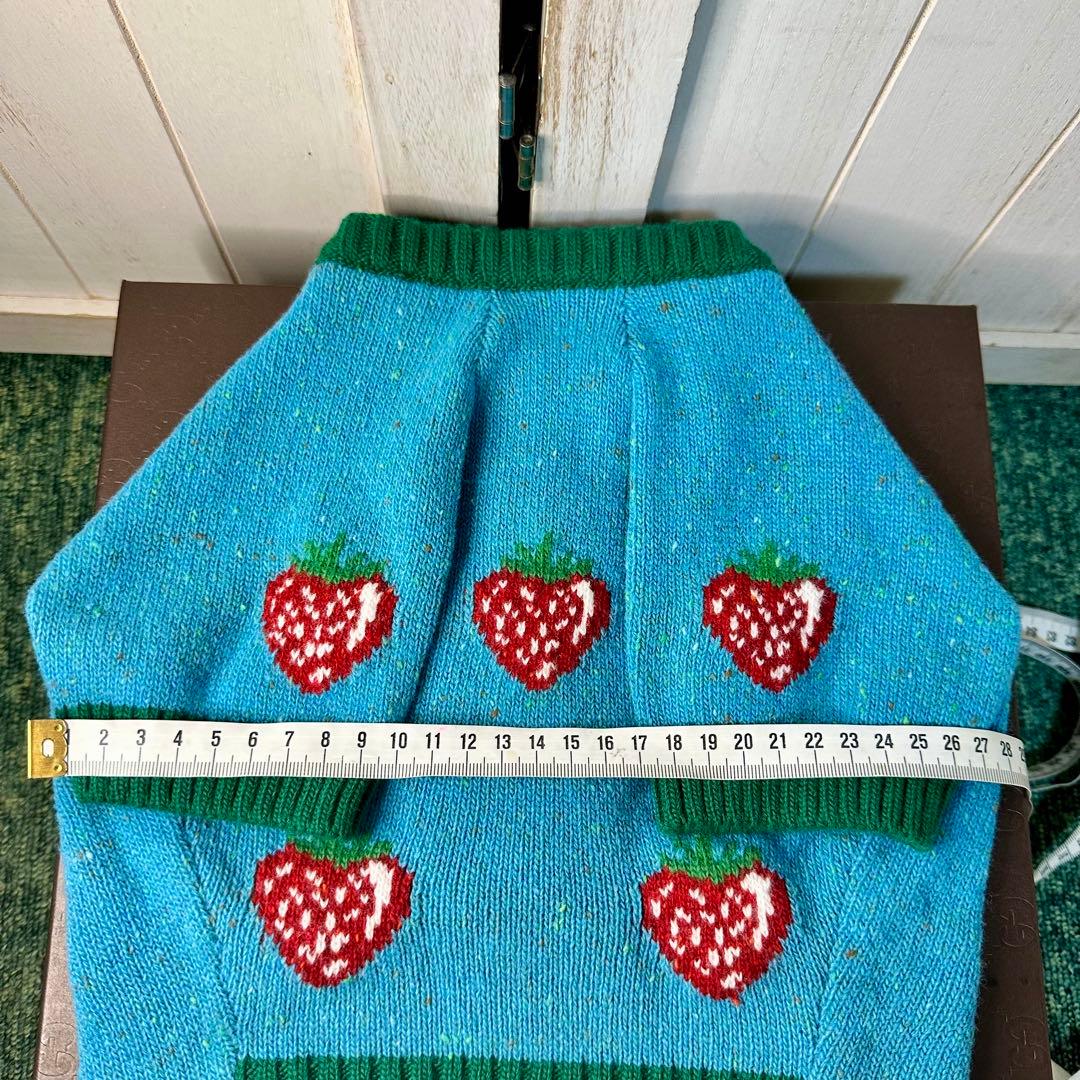 GUCCI グッチ 犬猫 ペット用服 ニット セーター イチゴ柄 Mサイズ