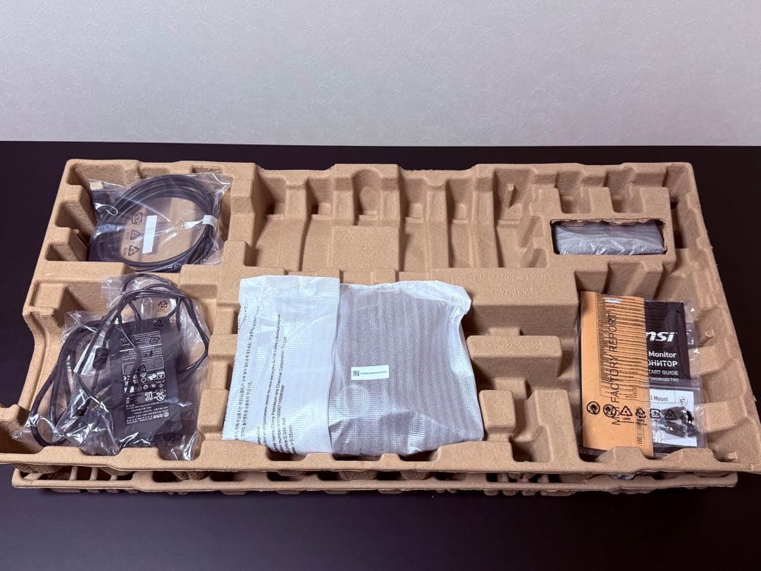 MSI MAG E16M 27インチ 4K MiniLED モニター