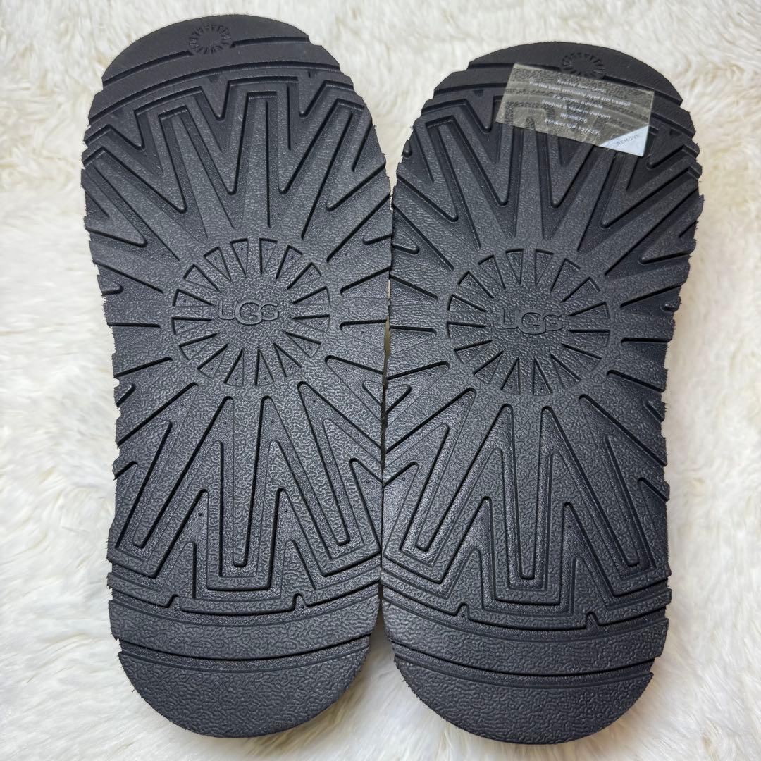 UGG DISCO CROSS スライドサンダル