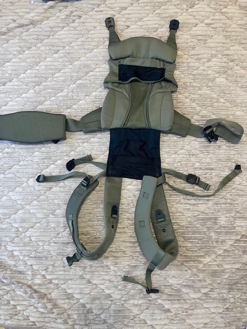 Aprica Laclis 抱っこ紐 状態良好 カーキ アップリカ ラクリス