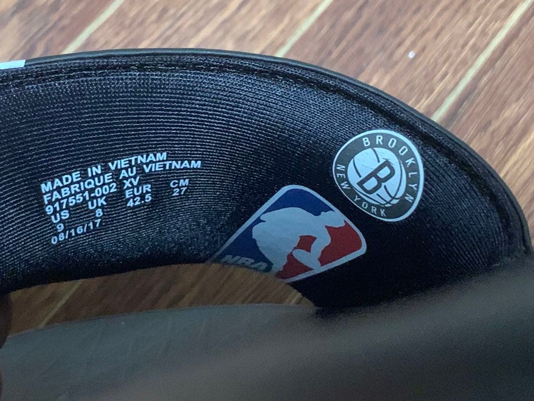 NIKE NBA Brooklyn Nets ベナッシ サンダル