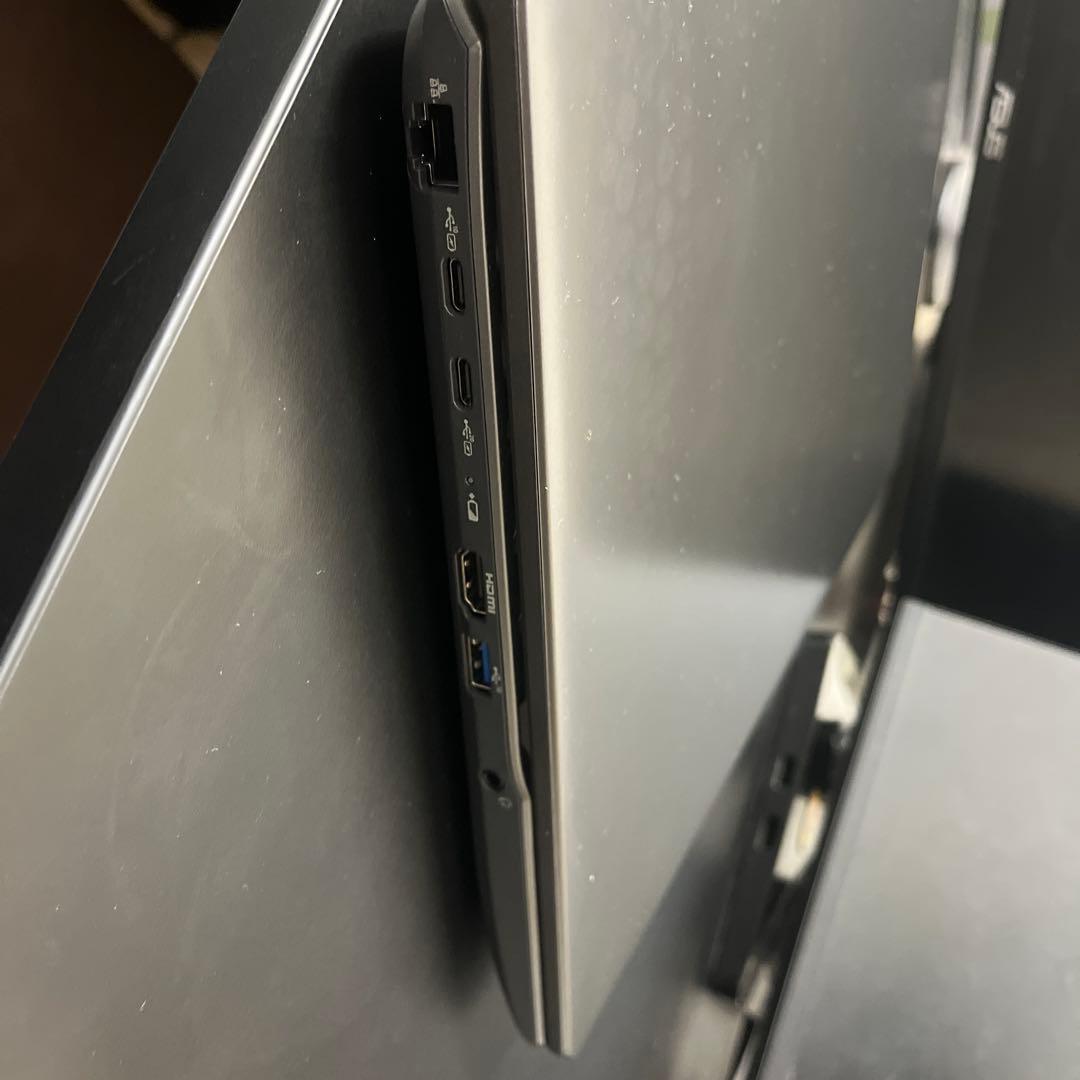 【極美品】ノートパソコン 富士通FMV LIFEBOOK FMVA52J3BB