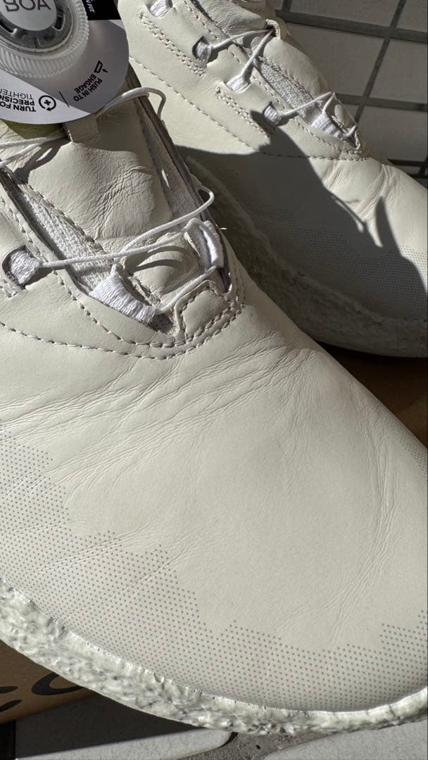 エコー BIOM H5 スパイクレス ゴルフシューズ　白　EU43 27cm