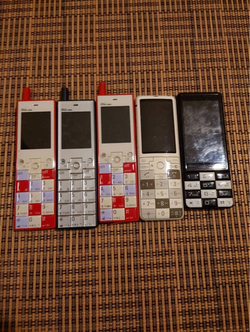 ガラケー5台