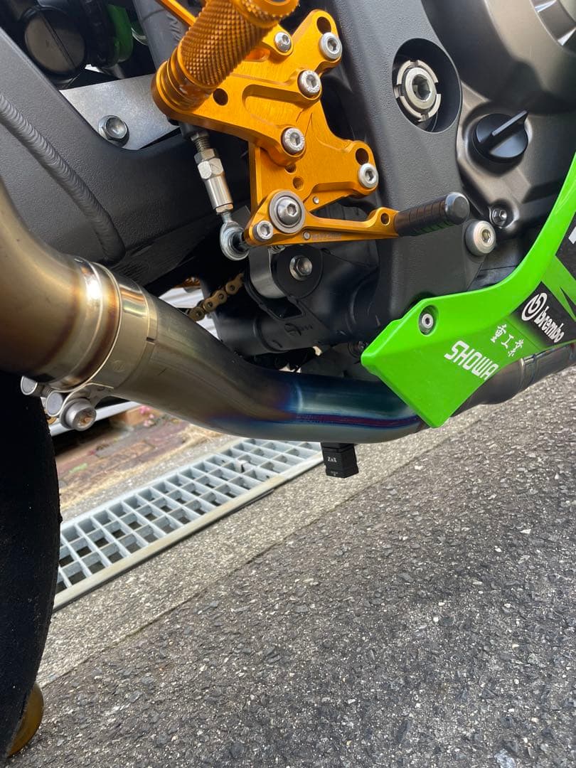 KAWASAKI ZX10R アクラポビッチサイレンサー・チタンリンクパイプ