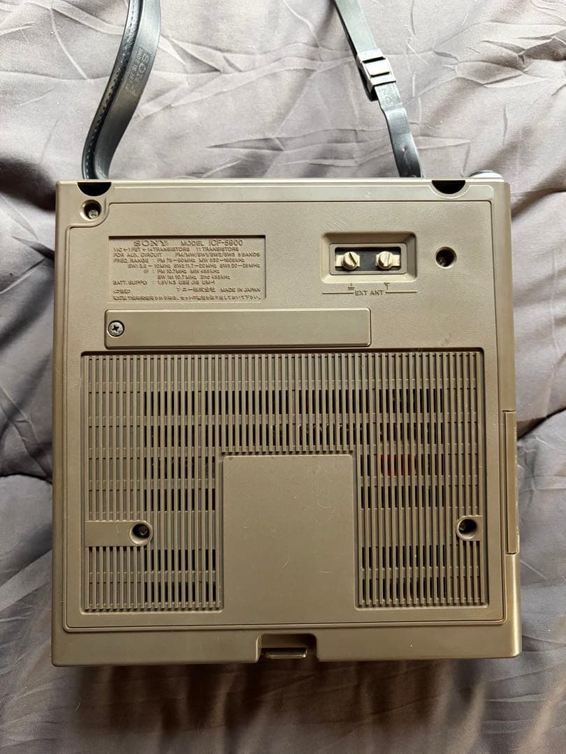 昭和レトロ　約50年前のラジオ　SONY ICF-5900